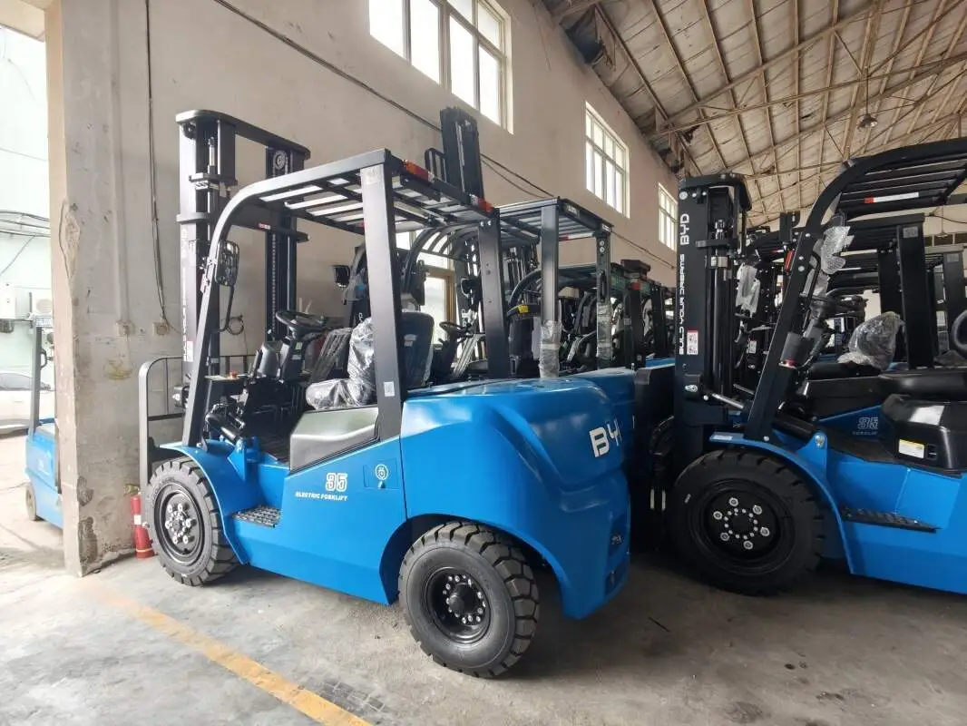Lebensmittelverarbeitungsanlage dreidimensionale Lagerabwicklung, BYD RTR20i Lithium-Batterie Drei-Wege-Stapeln Anpassun