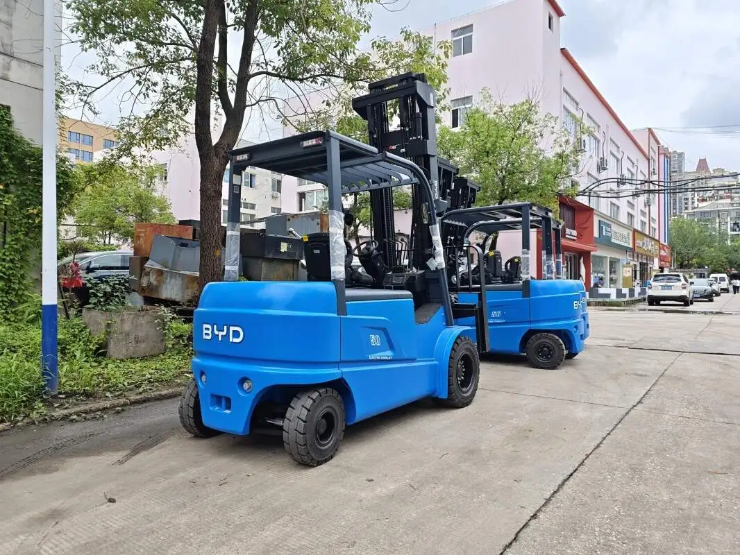 Shanghai BYD baterai lithium forklift konsultasi kutipan rinci