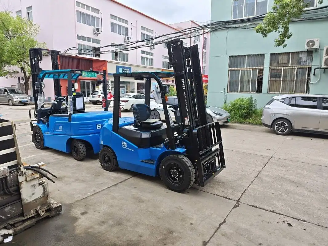 Pabrik Provinsi Jiangxi BYD Konsultasi Kutipan Forklift Baterai Lithium